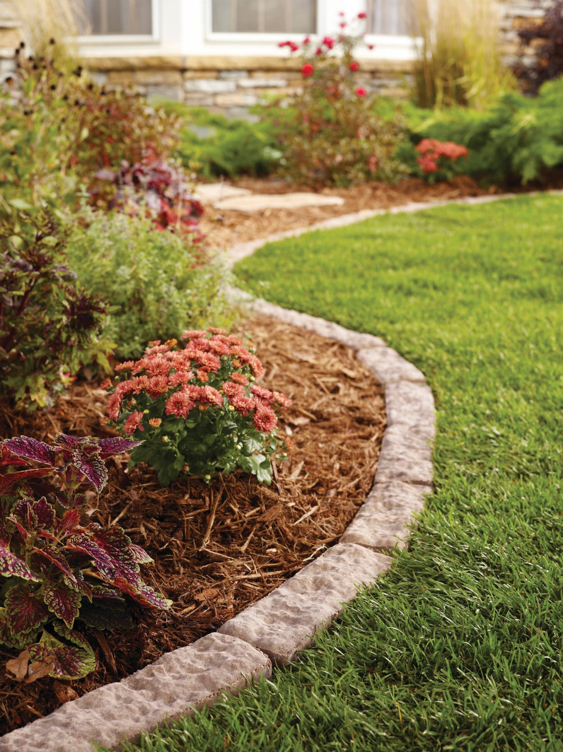12 in L X 4 in W X 4 in H Tan Brown Concrete Straight Edging Stone 609240TAB At Lowes