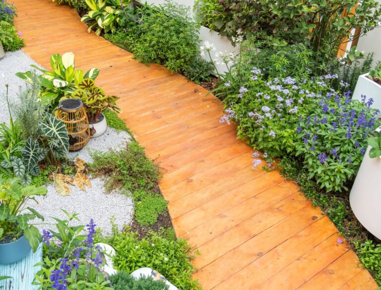 17 Awesome And Cheap Landscaping Ideas