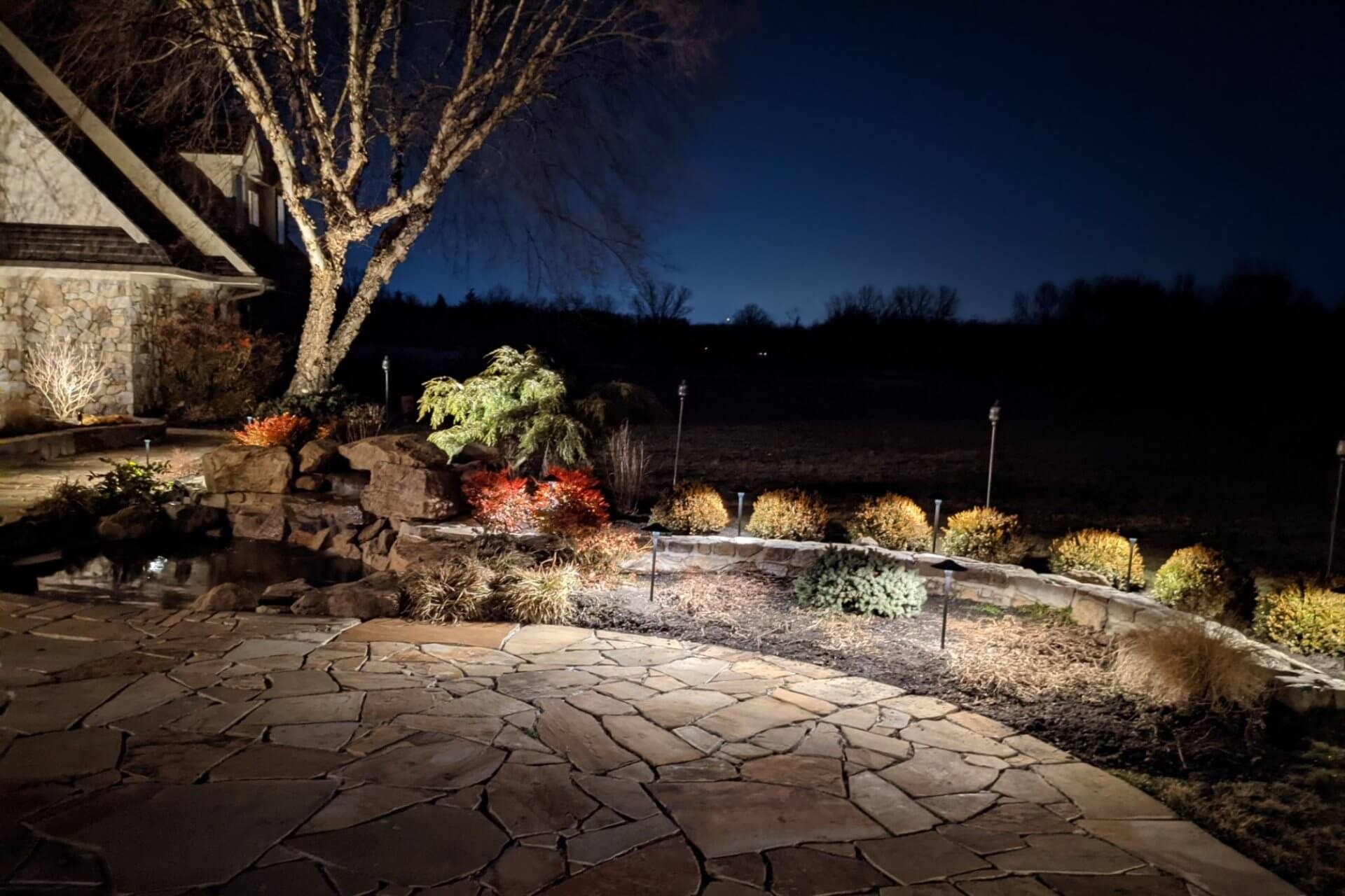 4 Best Low Voltage Landscape Lighting For Your Home