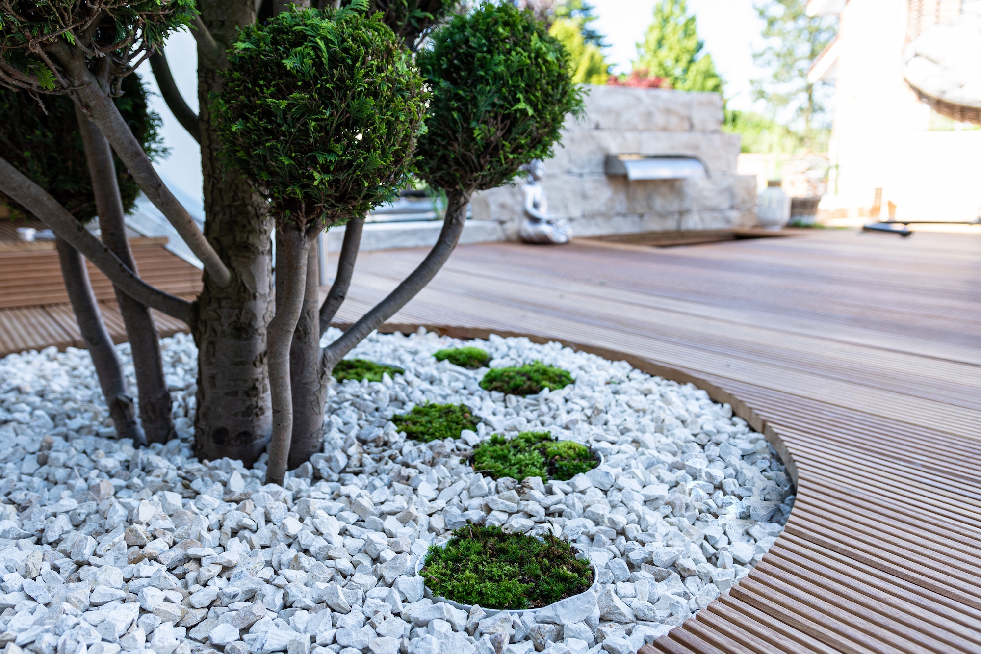 gravel and stone landscaping