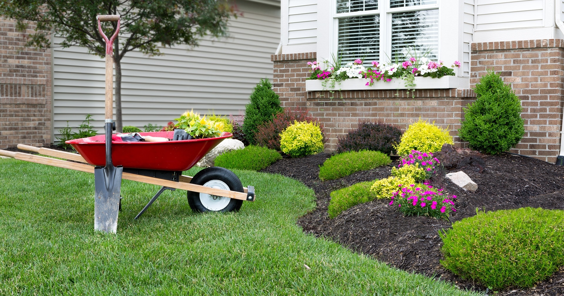 6 Tips Tricks To Effectively Manage A Landscaping Business DynaScape
