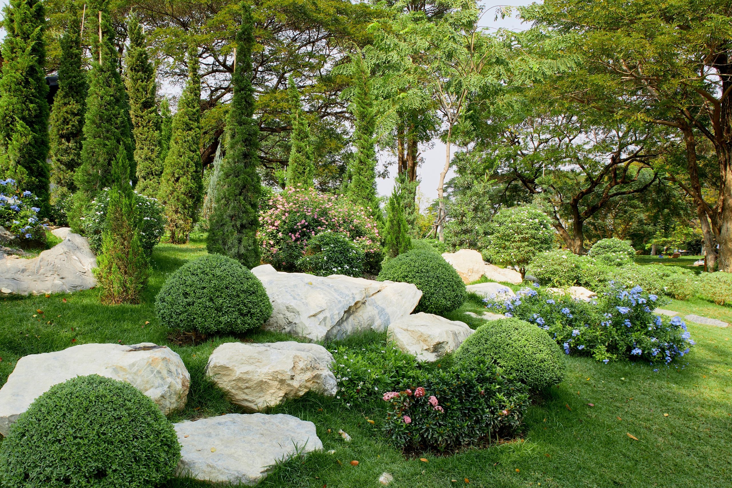 7 Natural Stone Landscaping Ideas The Rock Garden