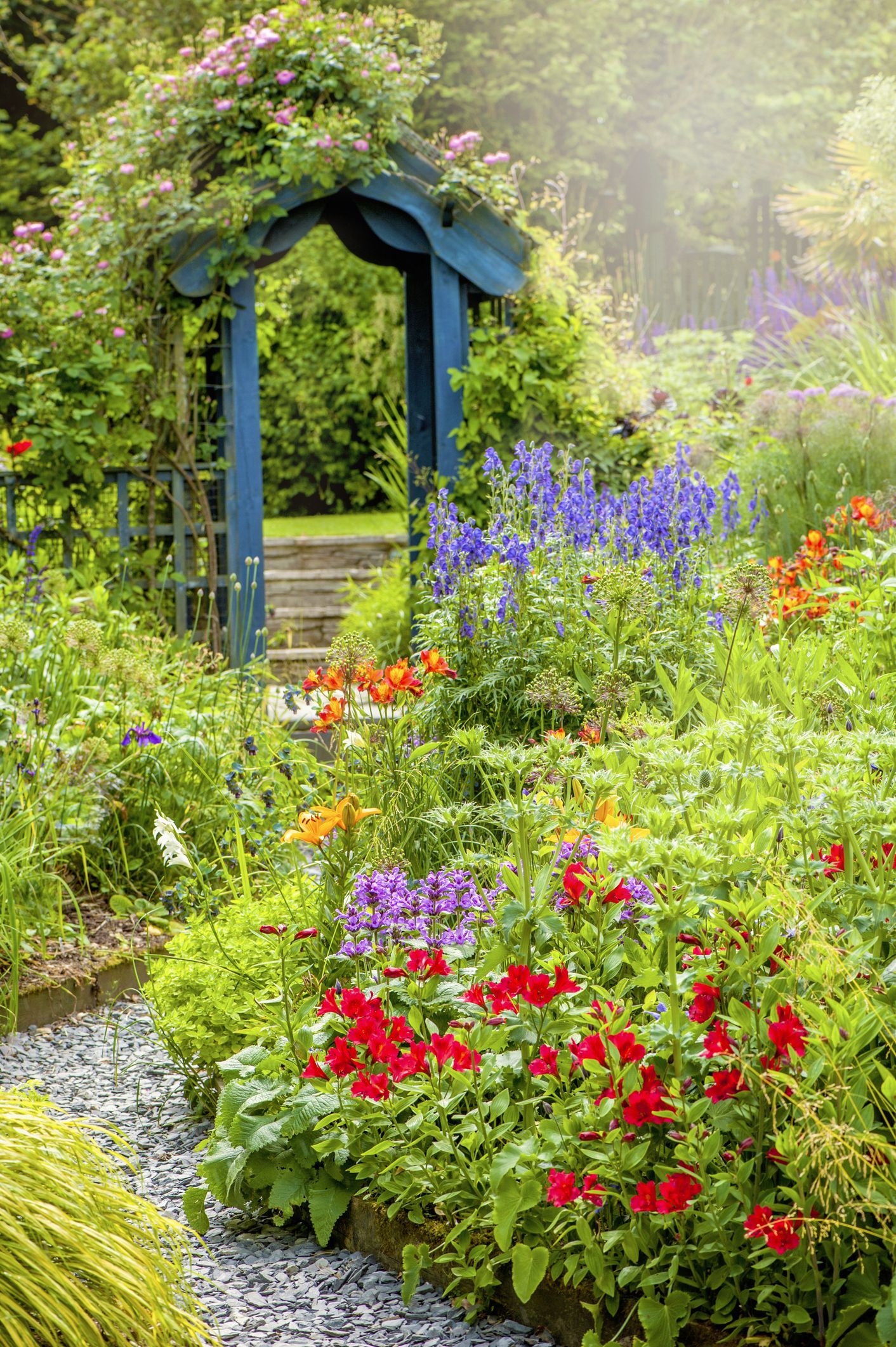 8 Best Cottage Garden Ideas How To Create A Cottage Garden At Home