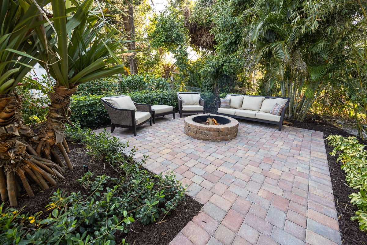 backyard landscaping small