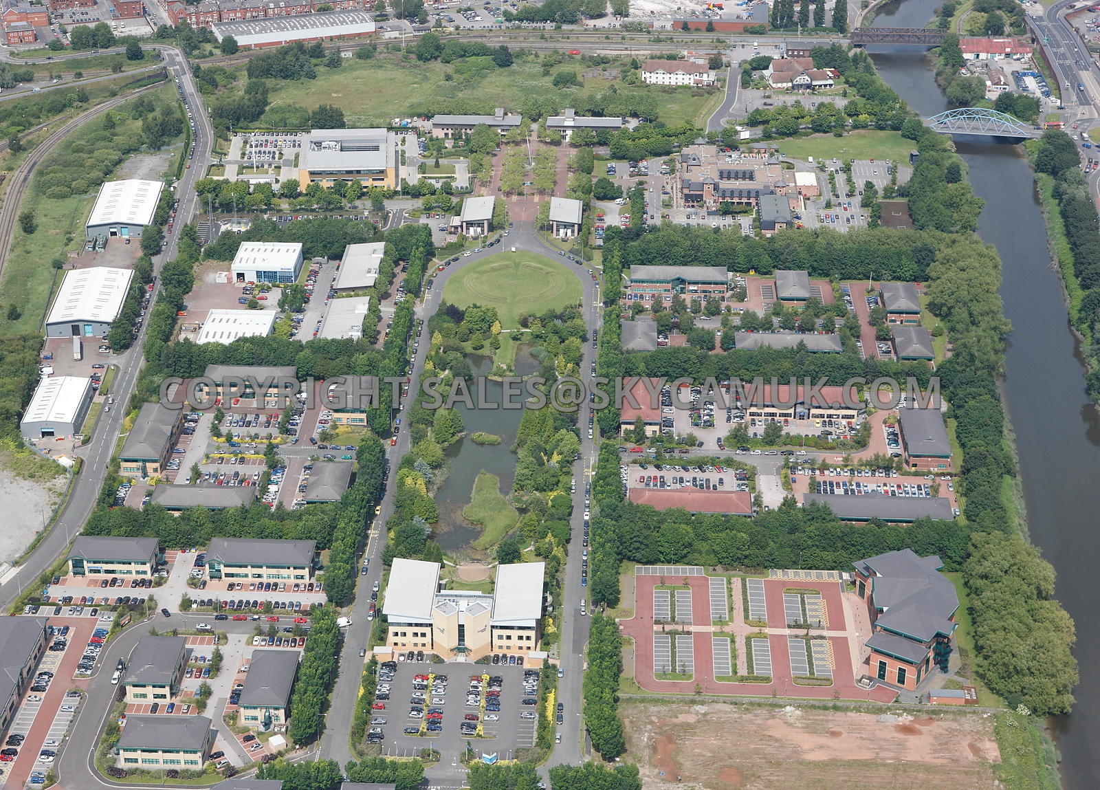 warrington landscape centre