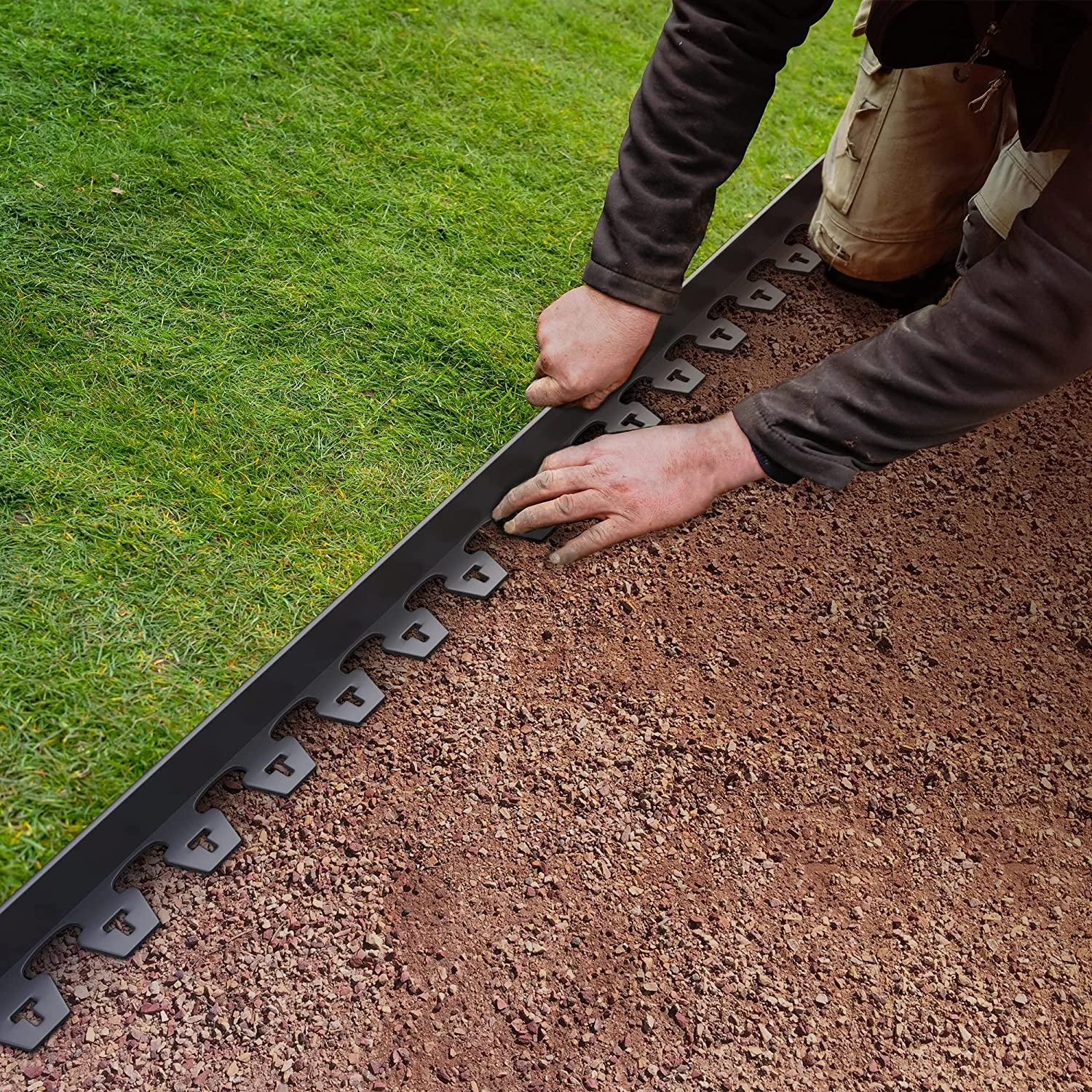 Amazon Vodaland No Dig Garden Border Edging For Straight Curved Or 90 Degree Landscaping Borders Durable HDPE With 8 Anchoring Stakes 20 Feet Black Patio Lawn Garden
