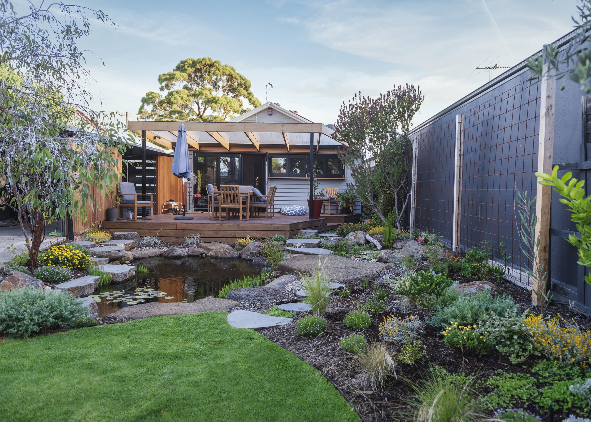 Australian Native Gardens Natural Ponds And Water Features Ben Hutchinson Landscapes Native Australian Gardens