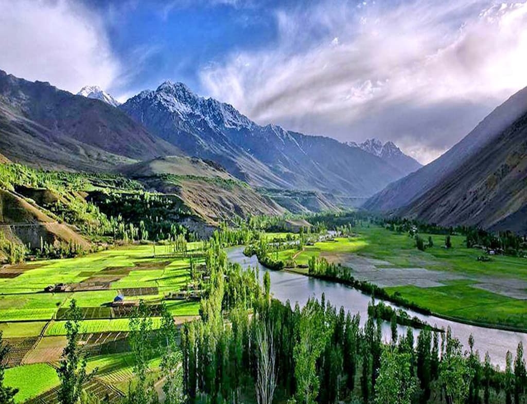 landscapes in pakistan