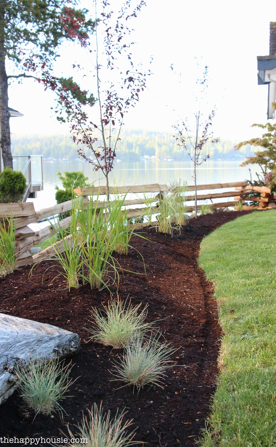 Cheap Simple Front Yard Landscaping Ideas The Happy Housie