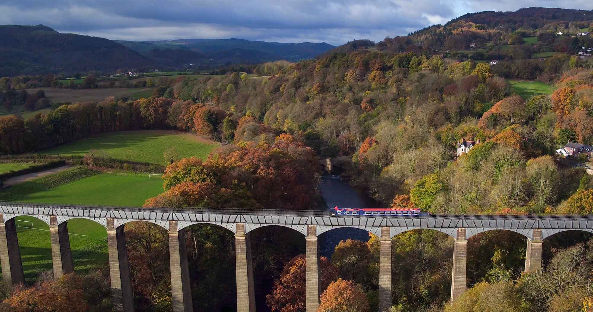 Clwydian Range And Dee Valley AONB Gogledd Ddwyrain Cymru North East Wales