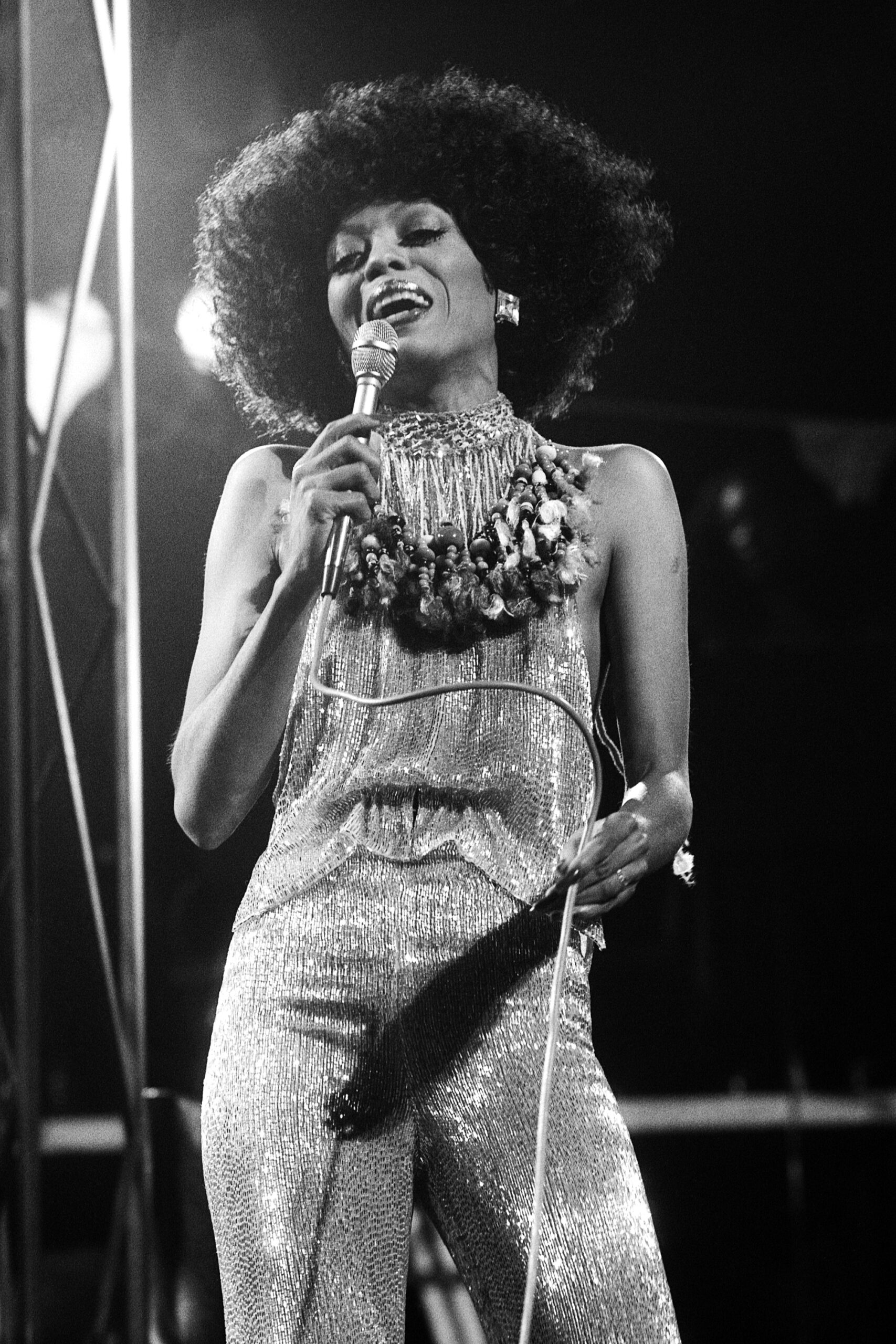 diana ross photoshoot landscape 70s