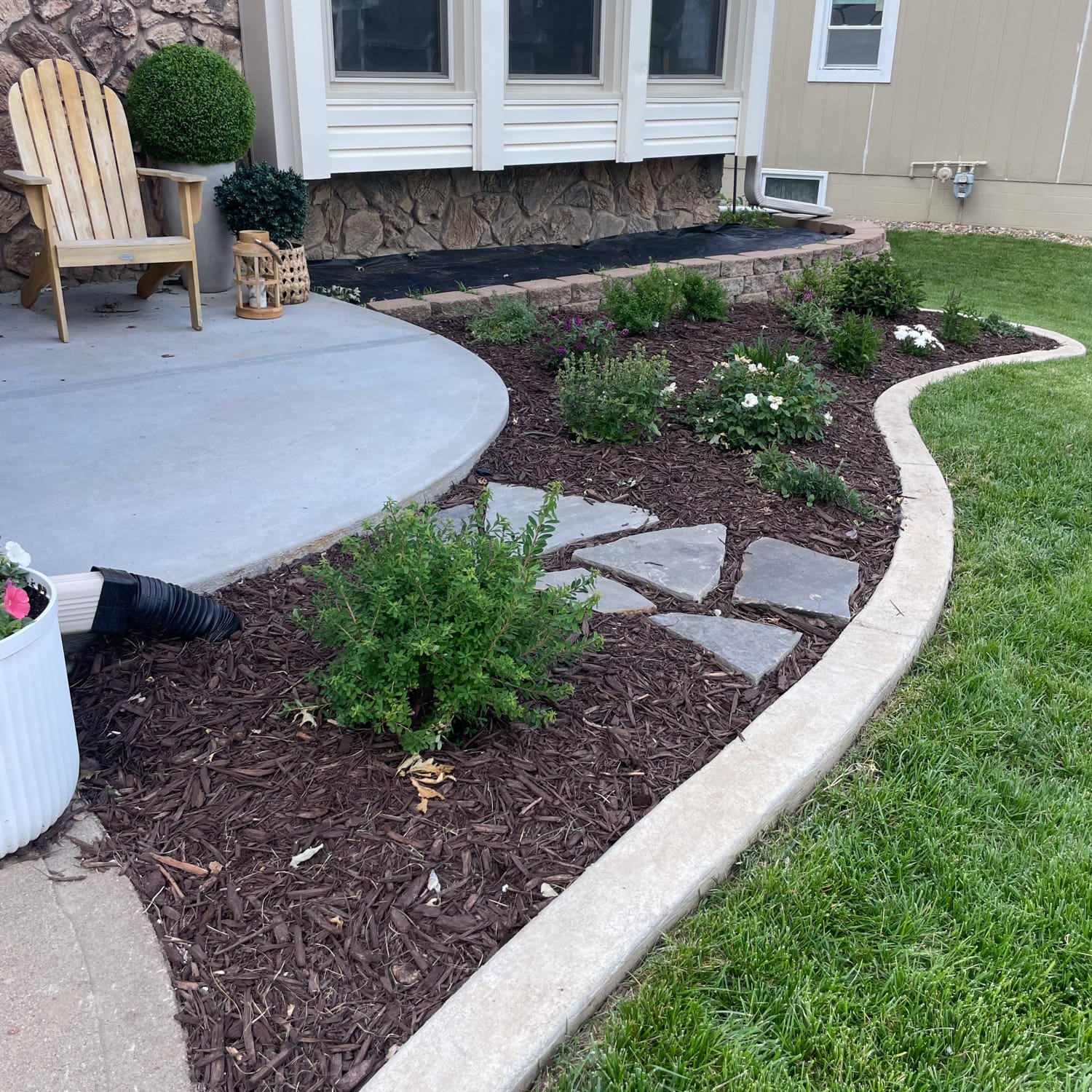 DIY Concrete Curbing In Your Yard Crystel Montenegro Home