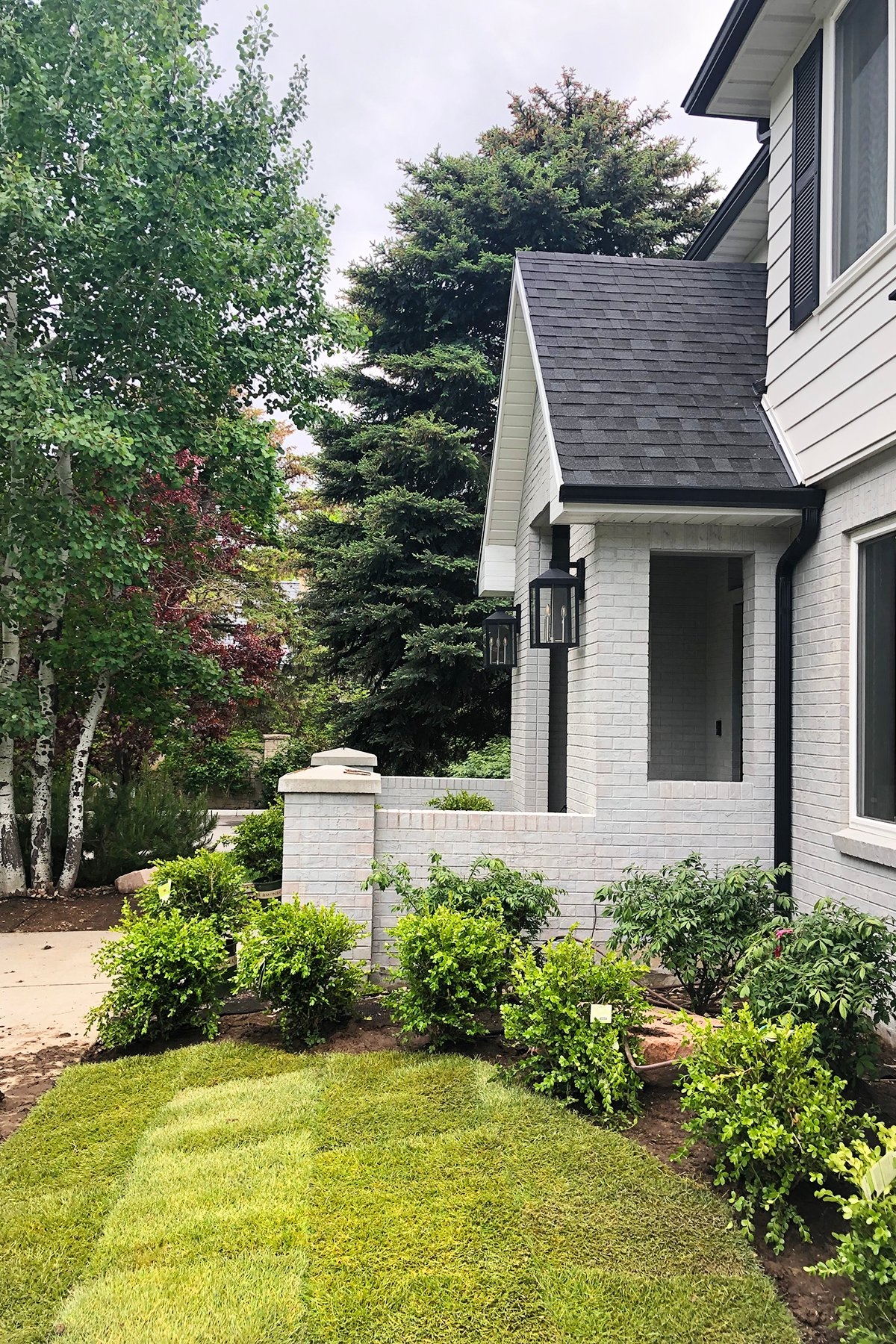 DIY Front Yard Landscaping Ideas On A Budget Pink Peppermint Design