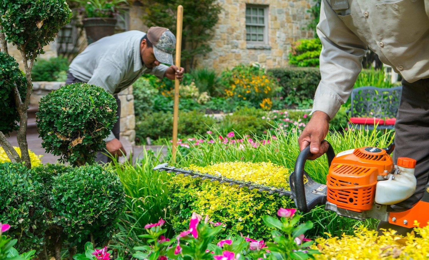 landscape maintenance services
