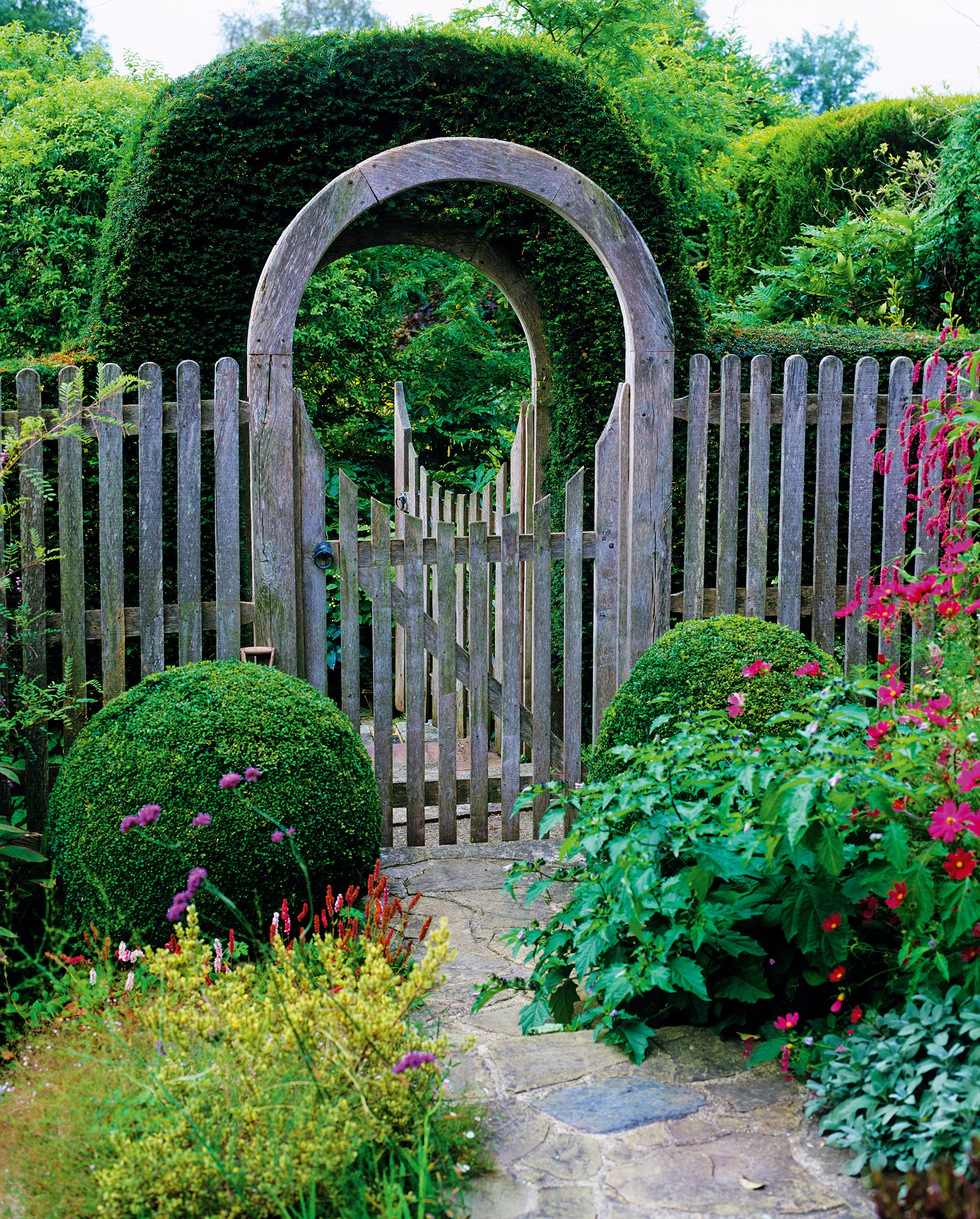garden gate landscaping