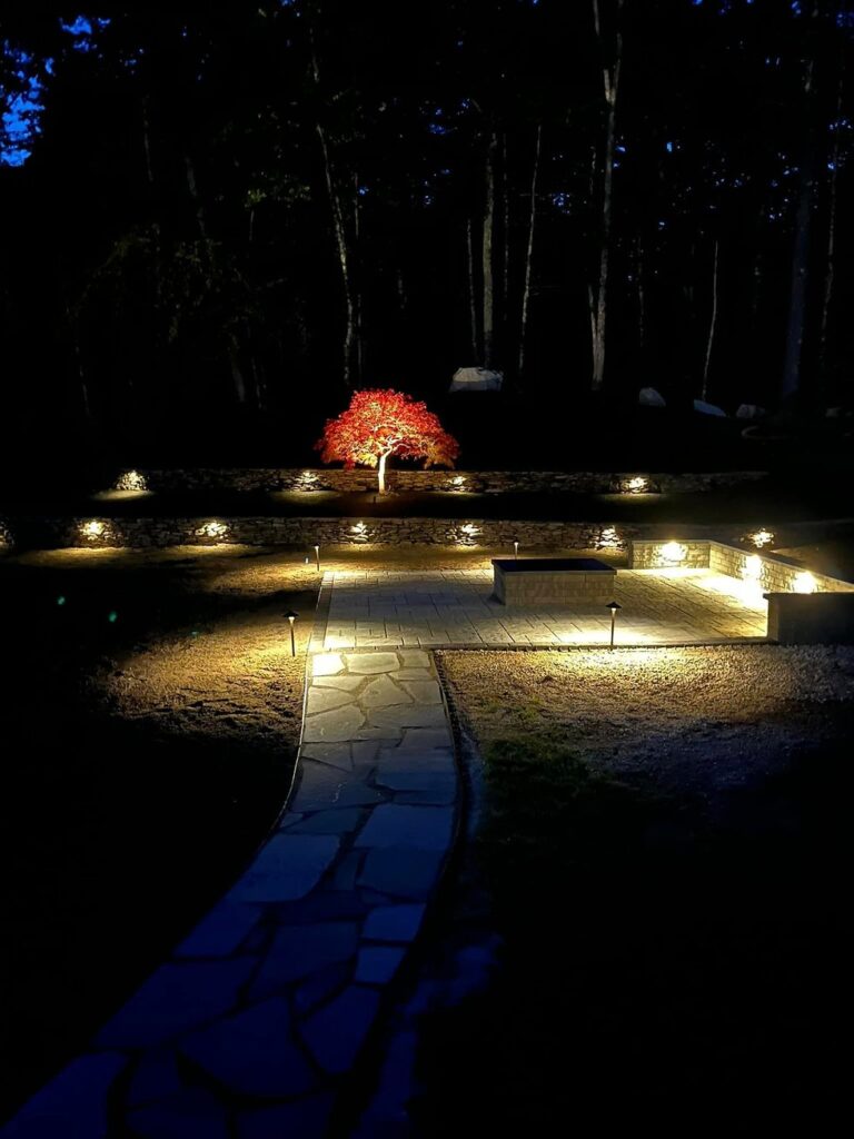 Granite Mailbox Post Bulk Mulch Bulk Crushed Stone Nursey Plants Nursery Plants Landscape Supplies In Windham New Hampshire