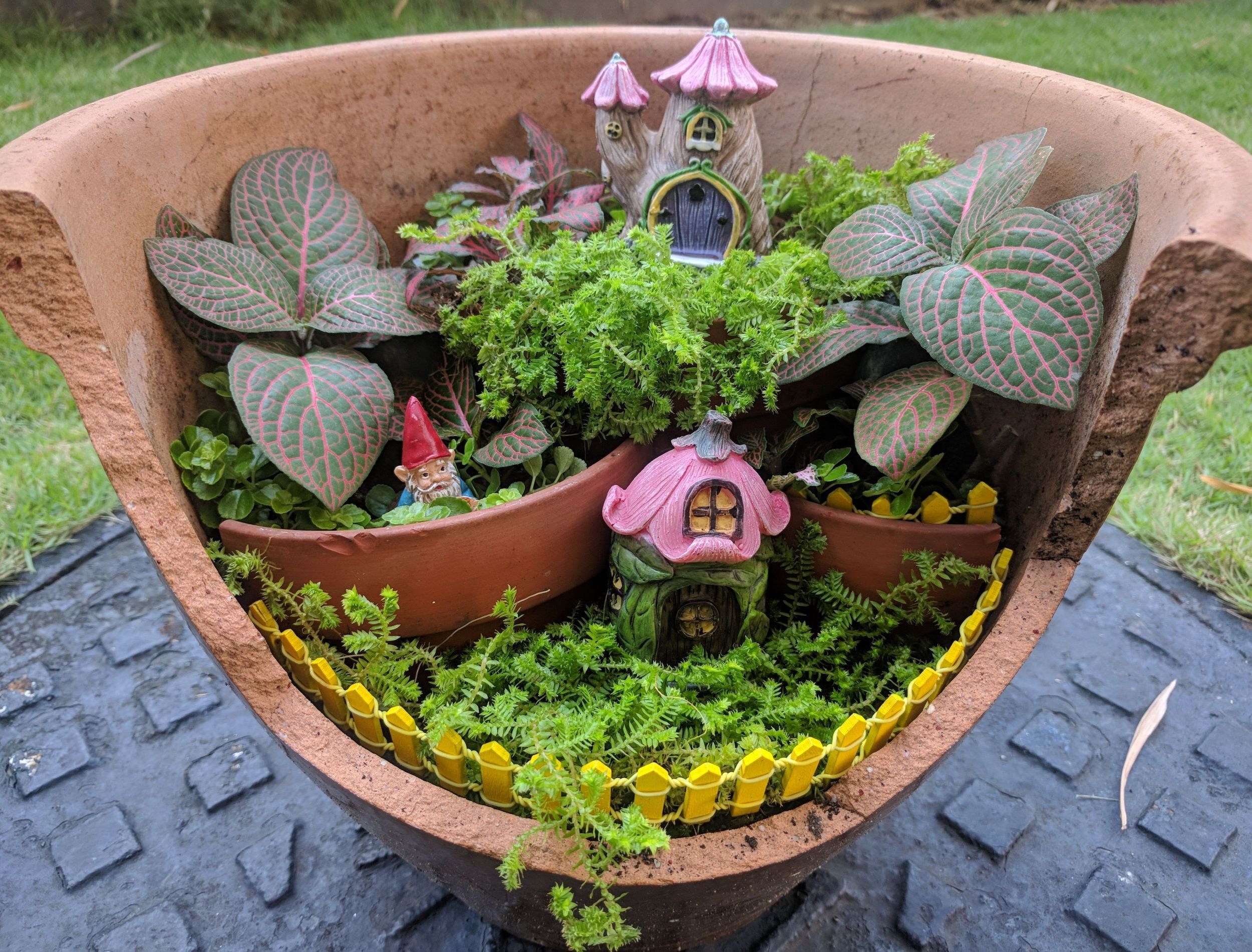 fairy garden ideas landscaping