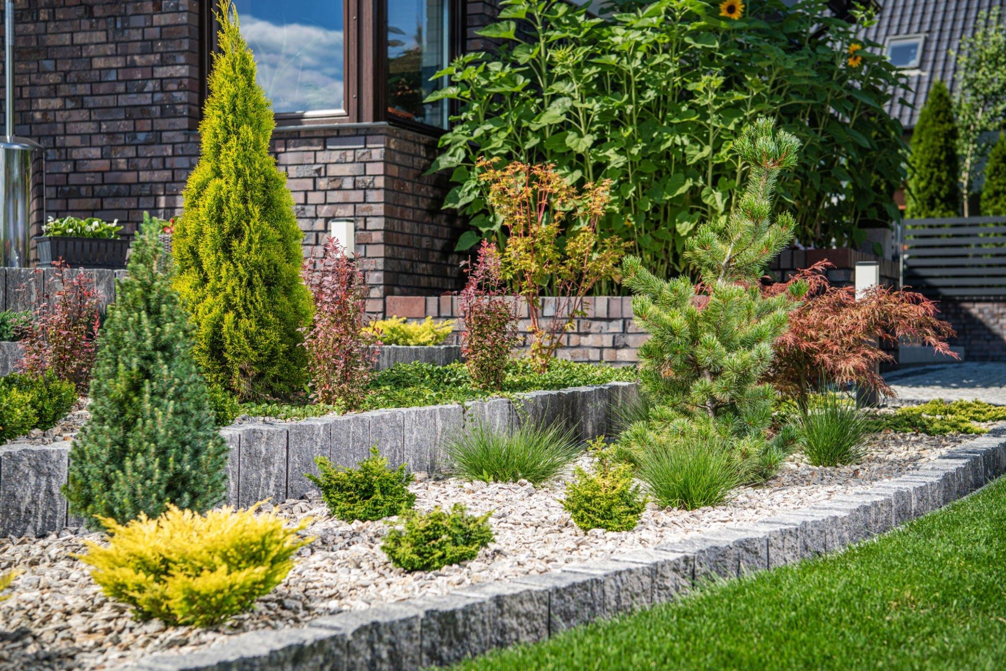 landscape gardeners plymouth uk
