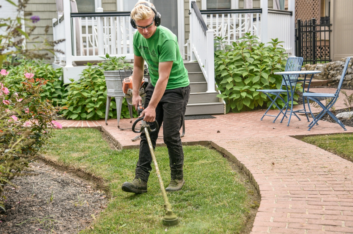 gardening and landscaping jobs
