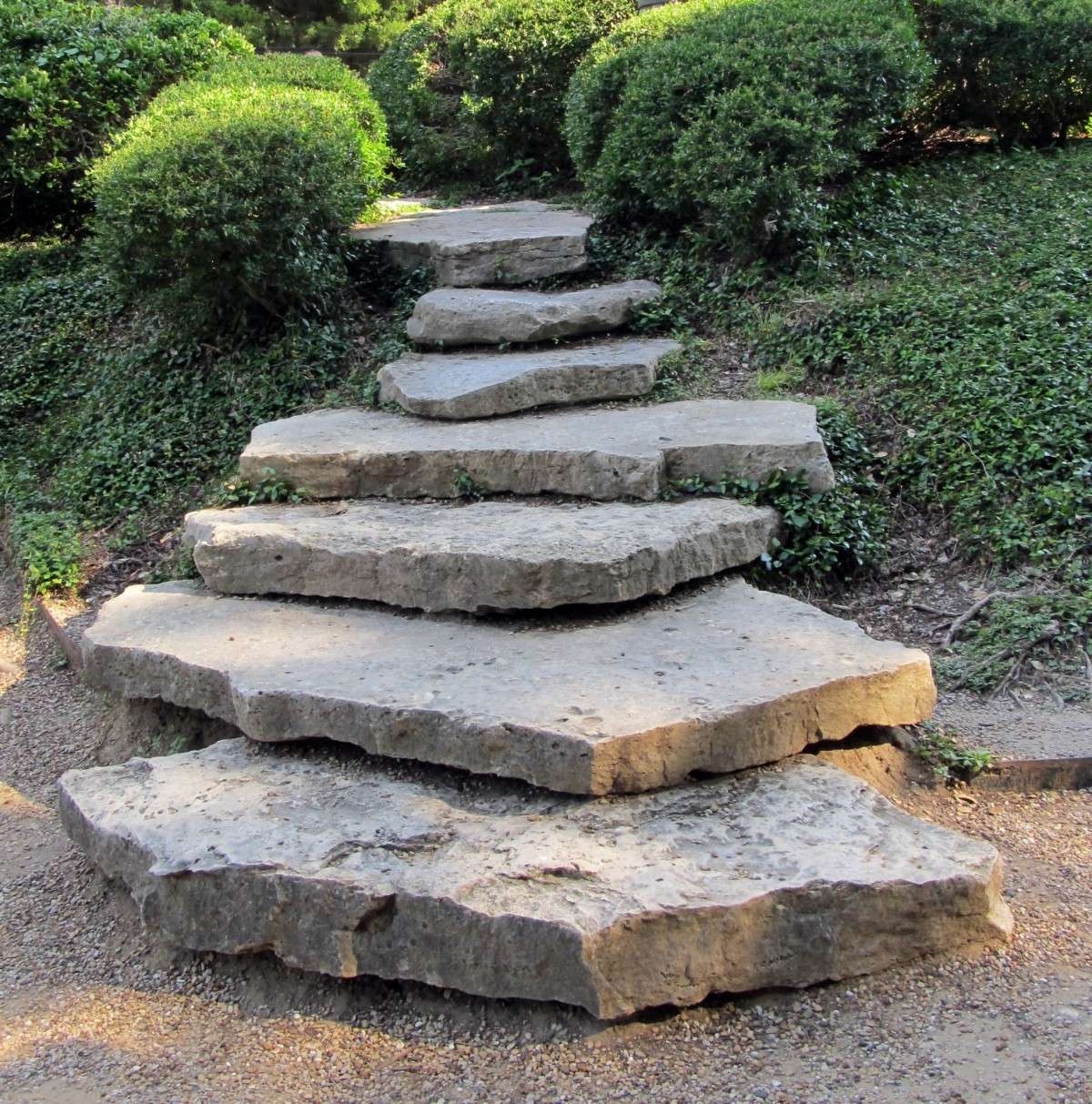 How To Use Large Rocks In Landscaping 5 Creative Practical Ideas