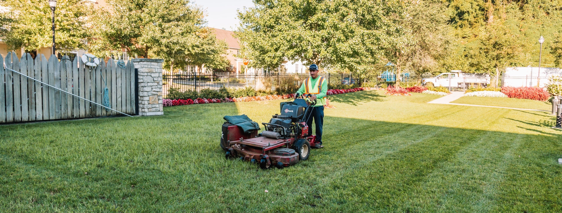 Landscape Maintenance Crew Member Sylvan Gardens Careers