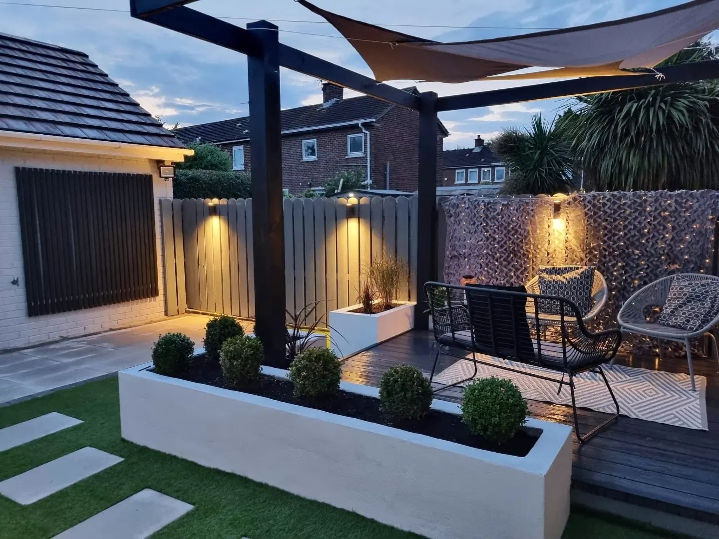 Landscaping Services D E Landscapes LTD Belfast