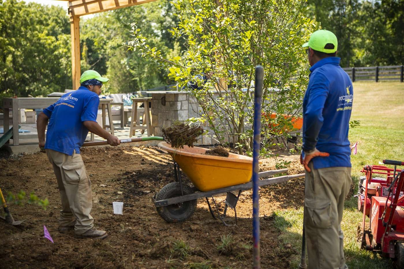 Lawn Care Landscaping Jobs Perfect For Your Start In The Industry