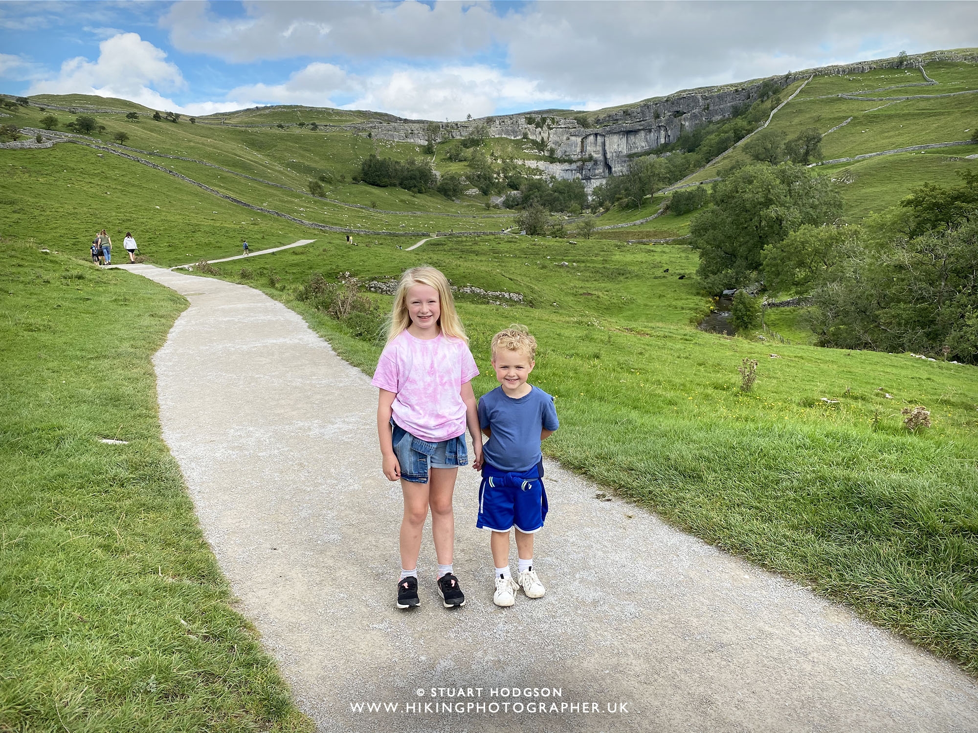 Malham Cove Walk The Best Route For All The Family In The Yorkshire Dales Hiking Photographer