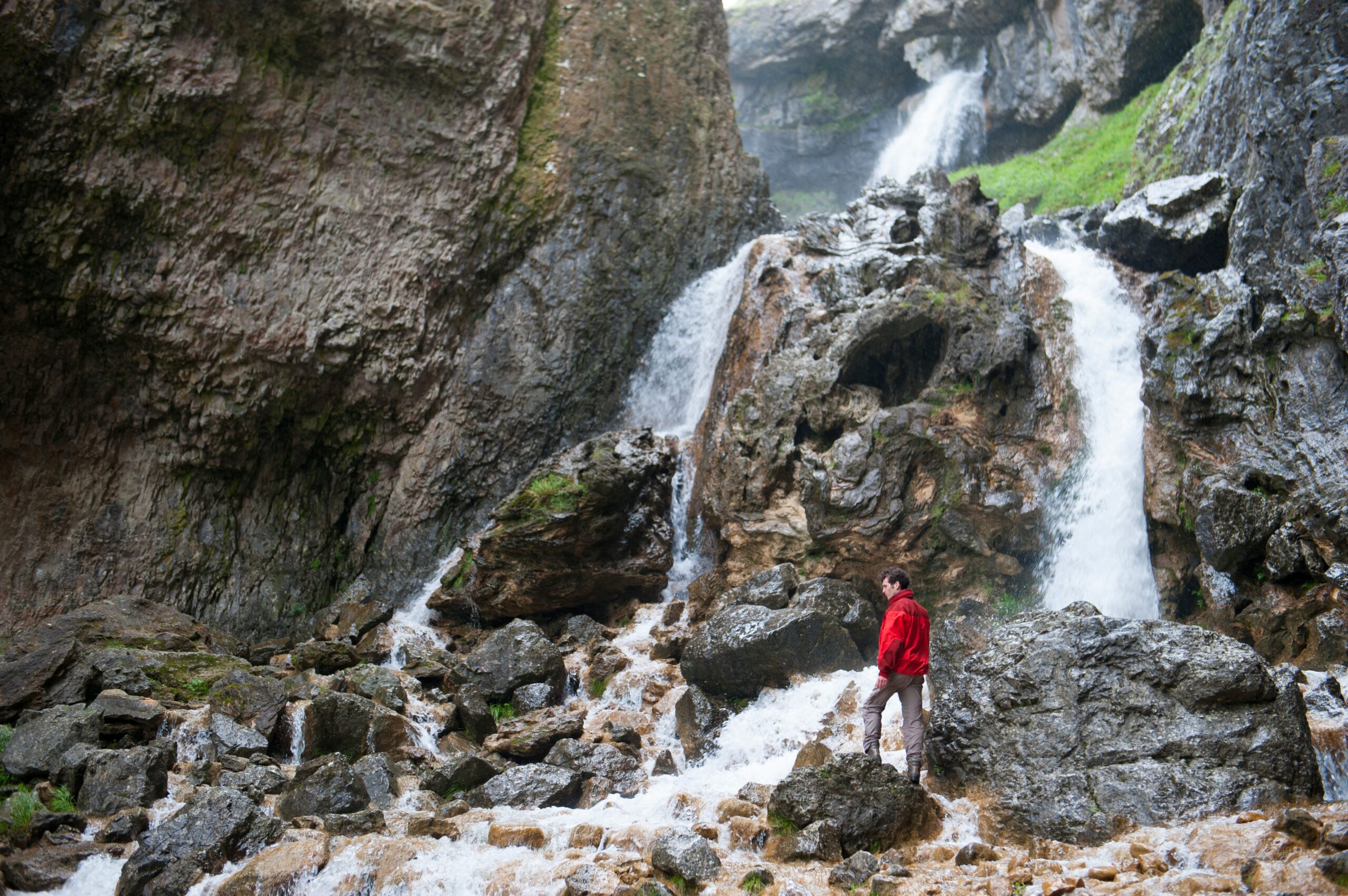 Malham Walks And Things To Do Yorkshire Dales National Park Yorkshire Dales National Park