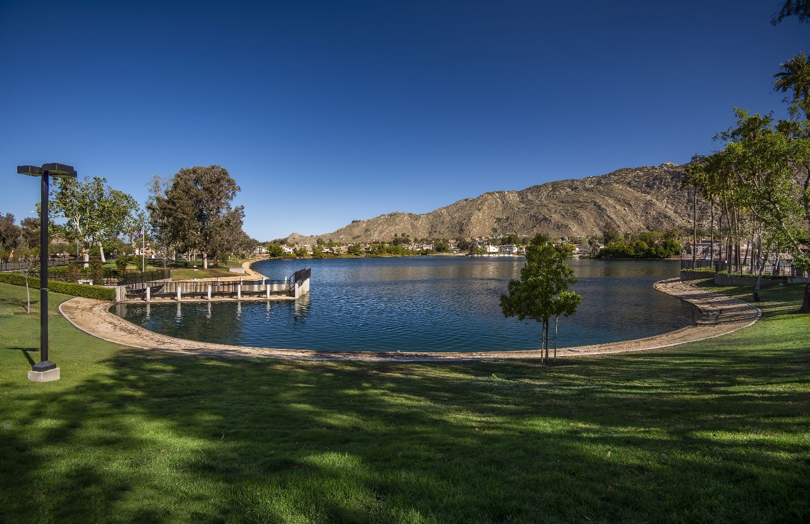 Moreno Valley Lake Community Bemus Landscape Moreno Valley Lake Community Bemus Landscape