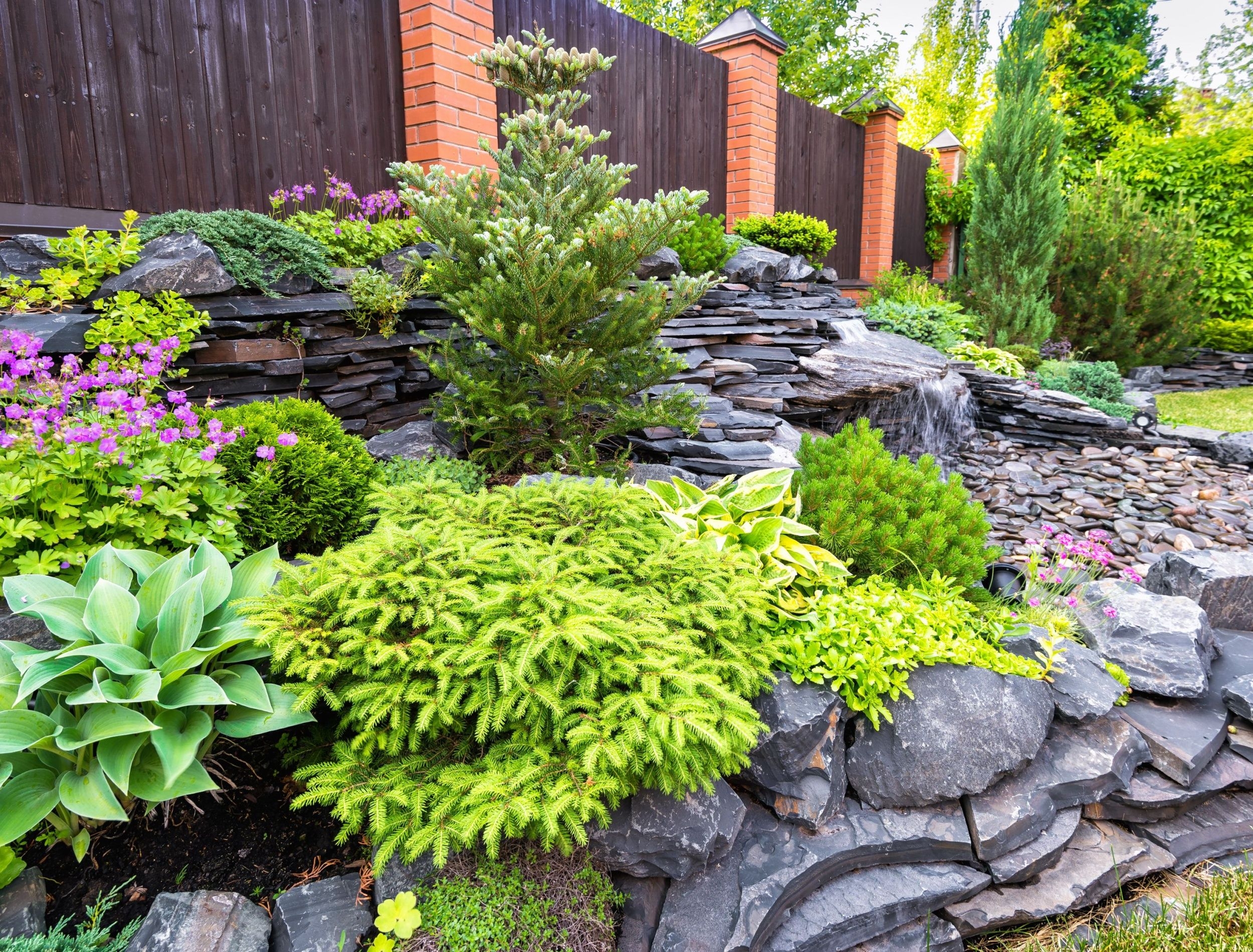 landscaping ideas using stones