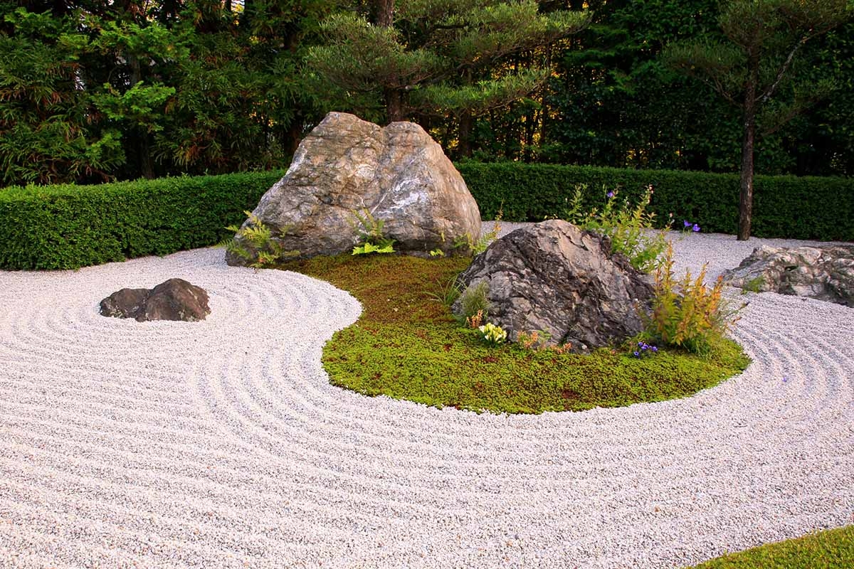 Tips For Landscaping With Boulders Gardener s Path