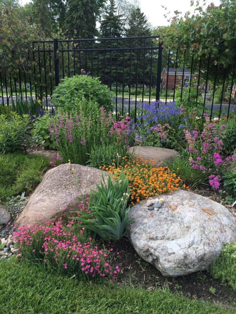 Tips For Landscaping With Rocks And Boulders