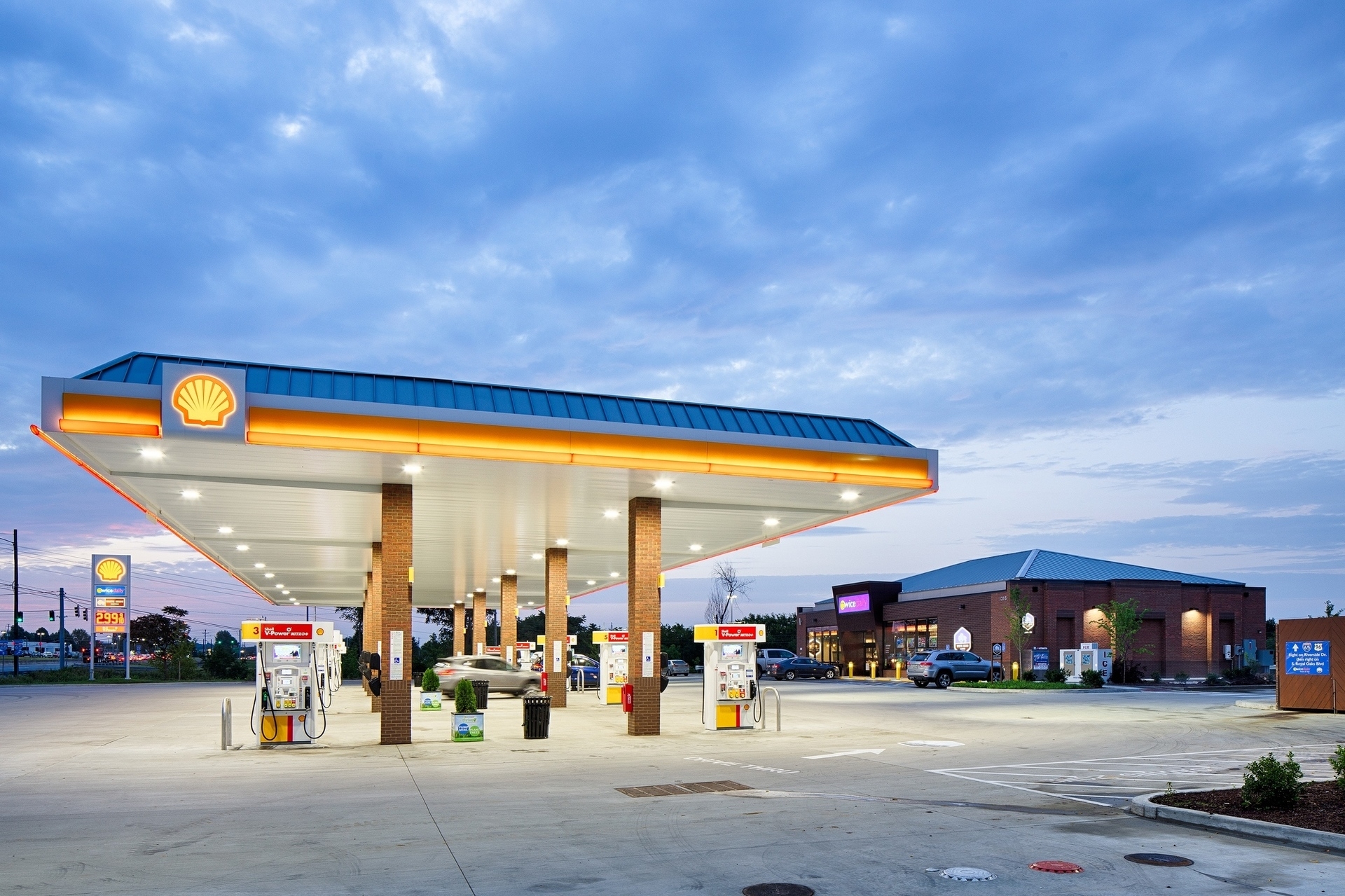 landscape filling station