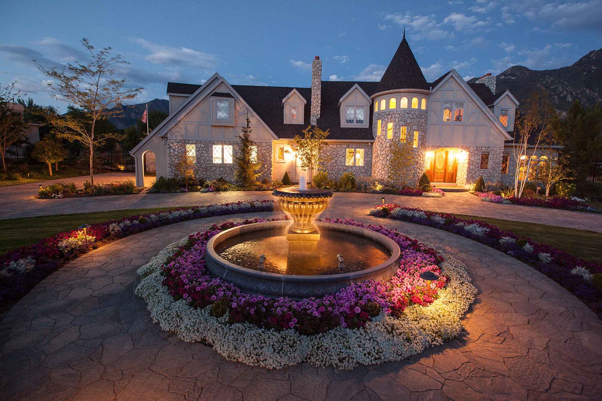 landscape outdoor lighting