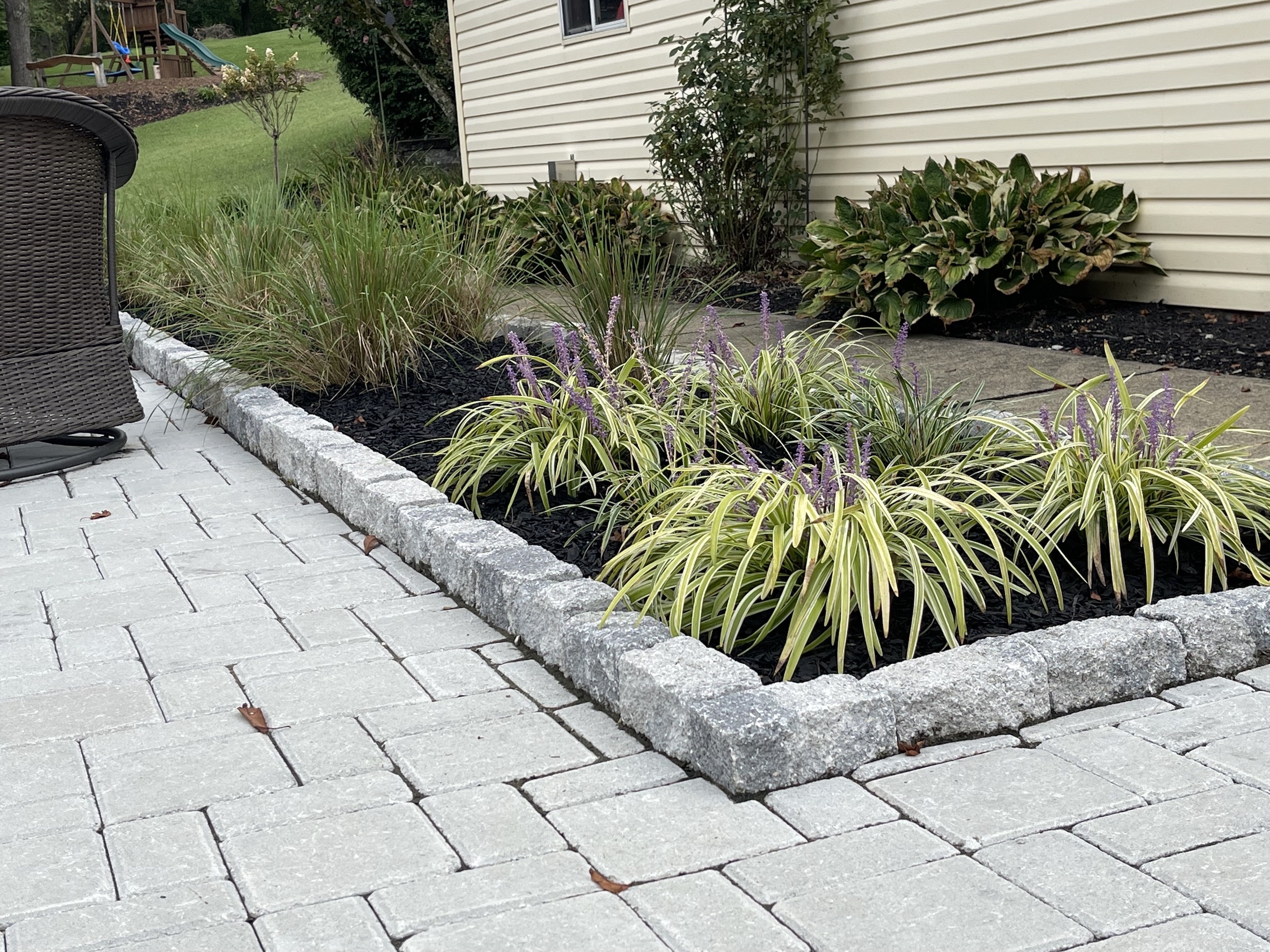 edge stone landscaping