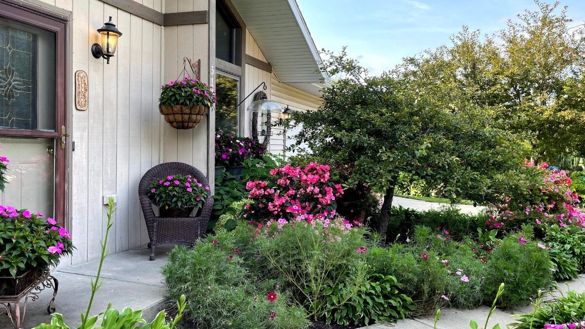 bay gardens - garden center & landscaping